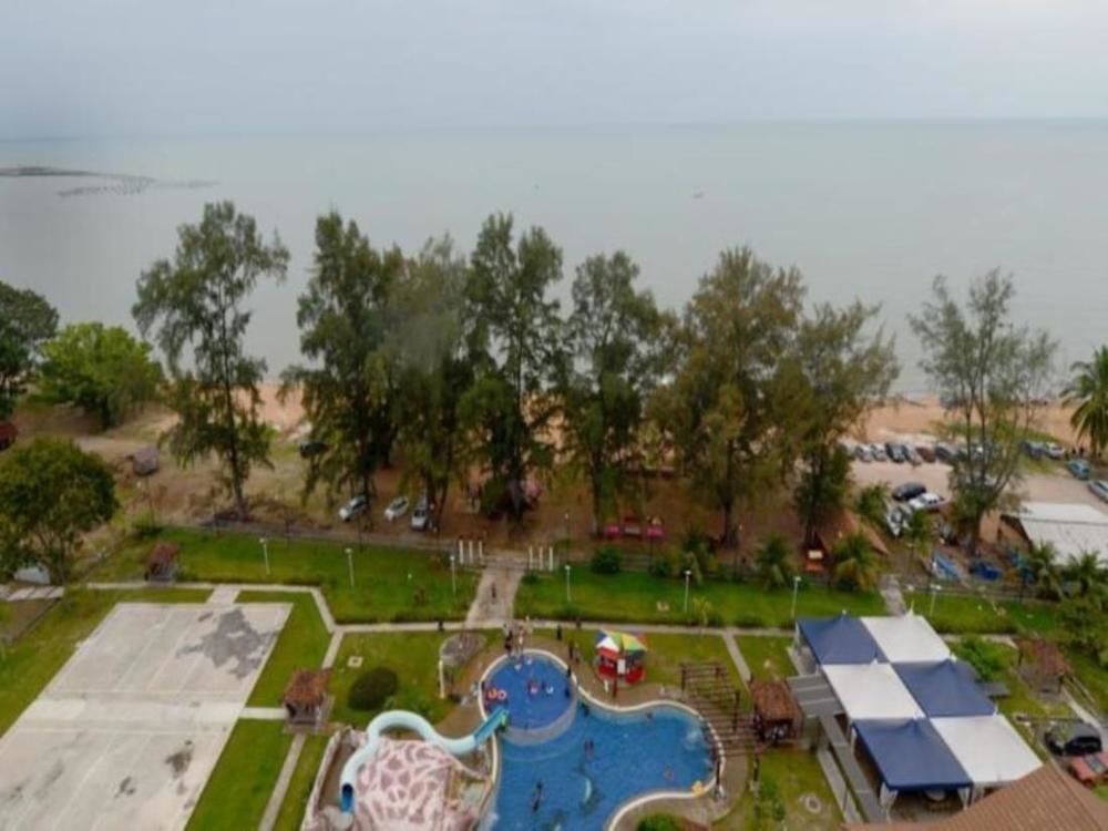 Puteri Beach Resort Port Dickson Eksteriør billede